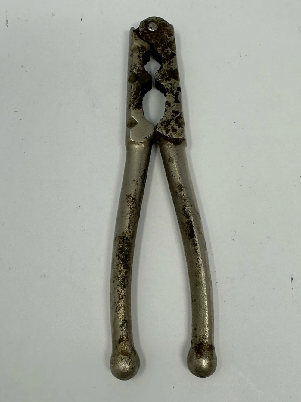 Vintage Metal Multipurpose Nutcrackers Pliers-Style, Silver, 5 in Hand Tool